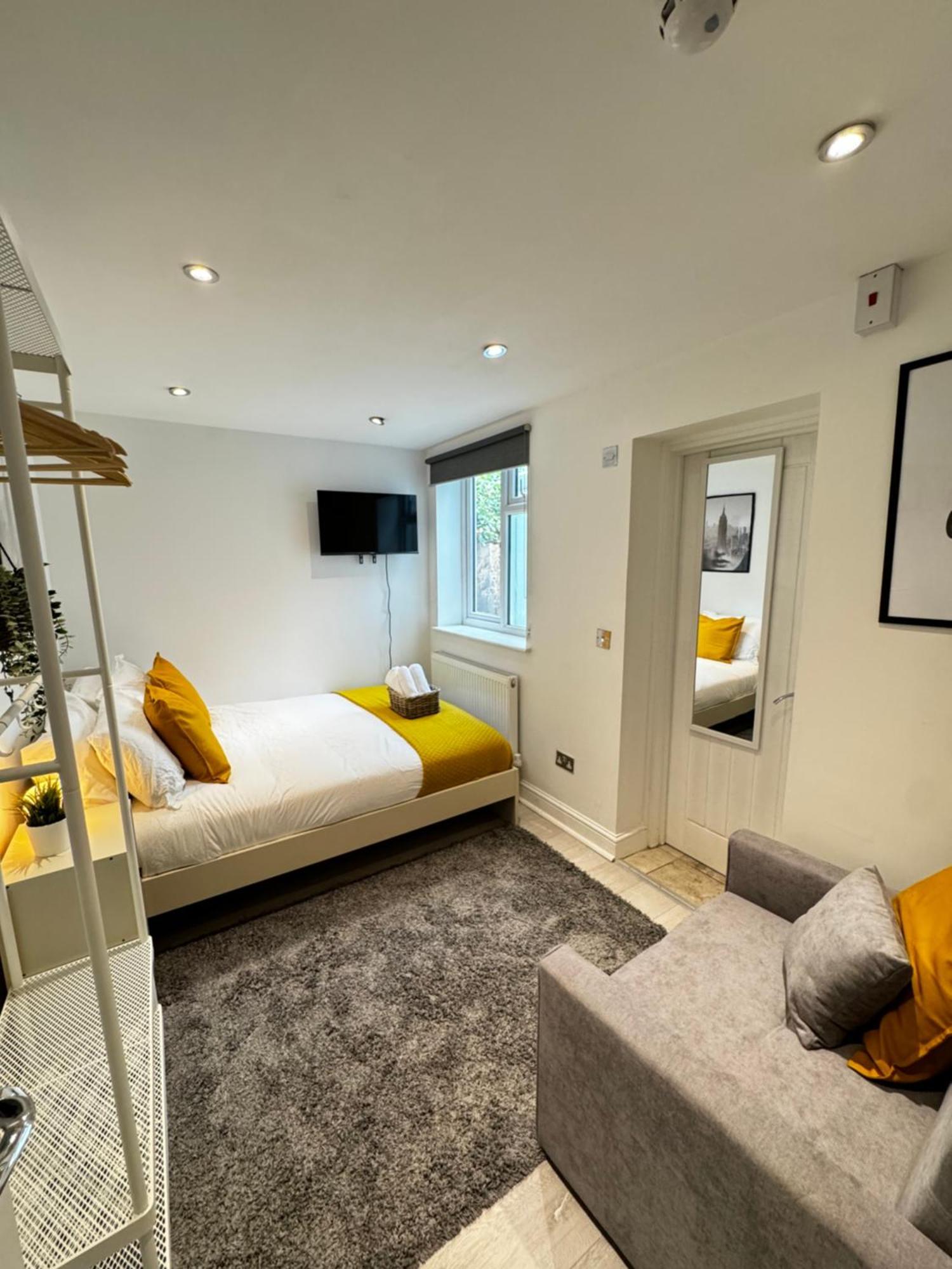 En-Suite Bedroom For Up To 4! Sofa Bed - Near Stratford London Eksteriør billede