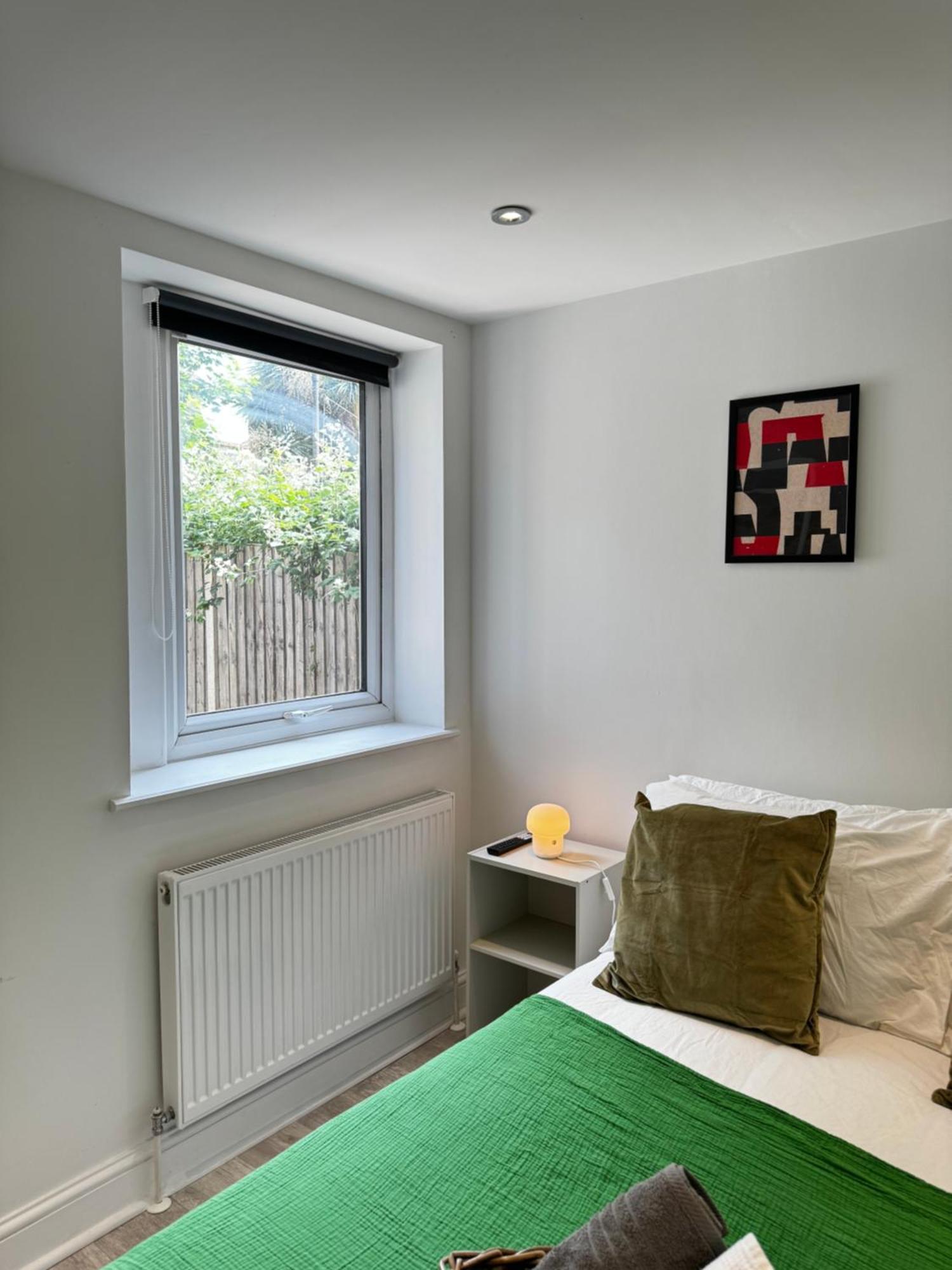 En-Suite Bedroom For Up To 4! Sofa Bed - Near Stratford London Eksteriør billede