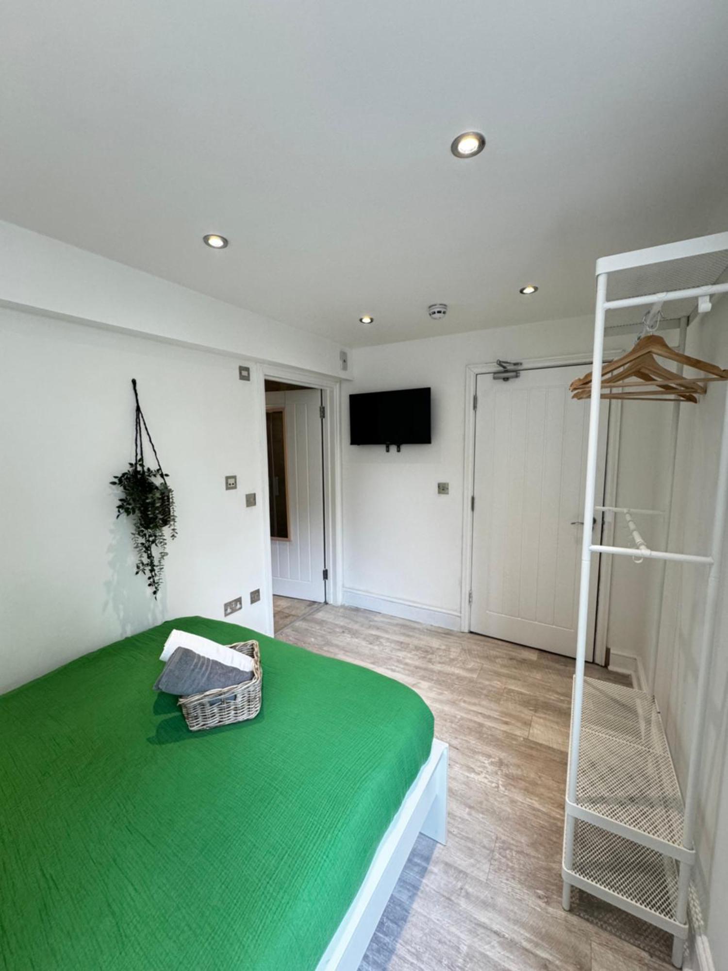 En-Suite Bedroom For Up To 4! Sofa Bed - Near Stratford London Eksteriør billede
